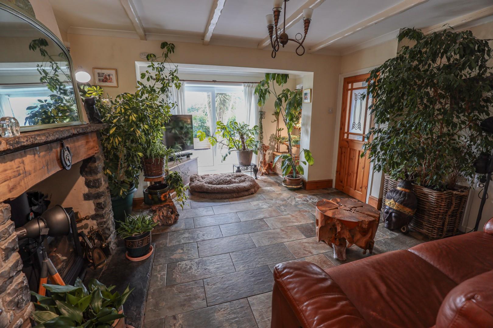 23 St. Brides Road, Wick, Nr Cowbridge, Vale of Glamorgan, CF71 7QB
